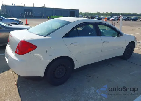 2007 Pontiac G6 Value Leader z USA, uszkodzony, nr VIN 1G2ZF58B774257902